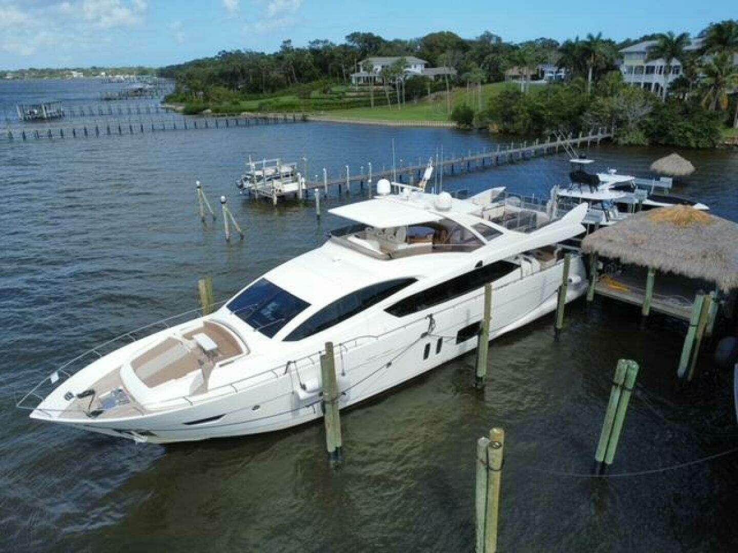 2009 Astondoa 95 GLX - Image 5