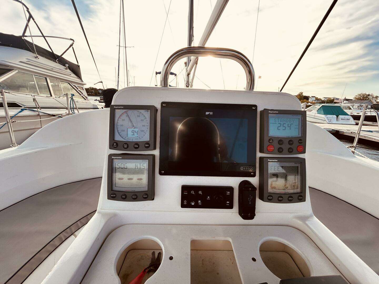 2003 Hunter 386 - Image 8