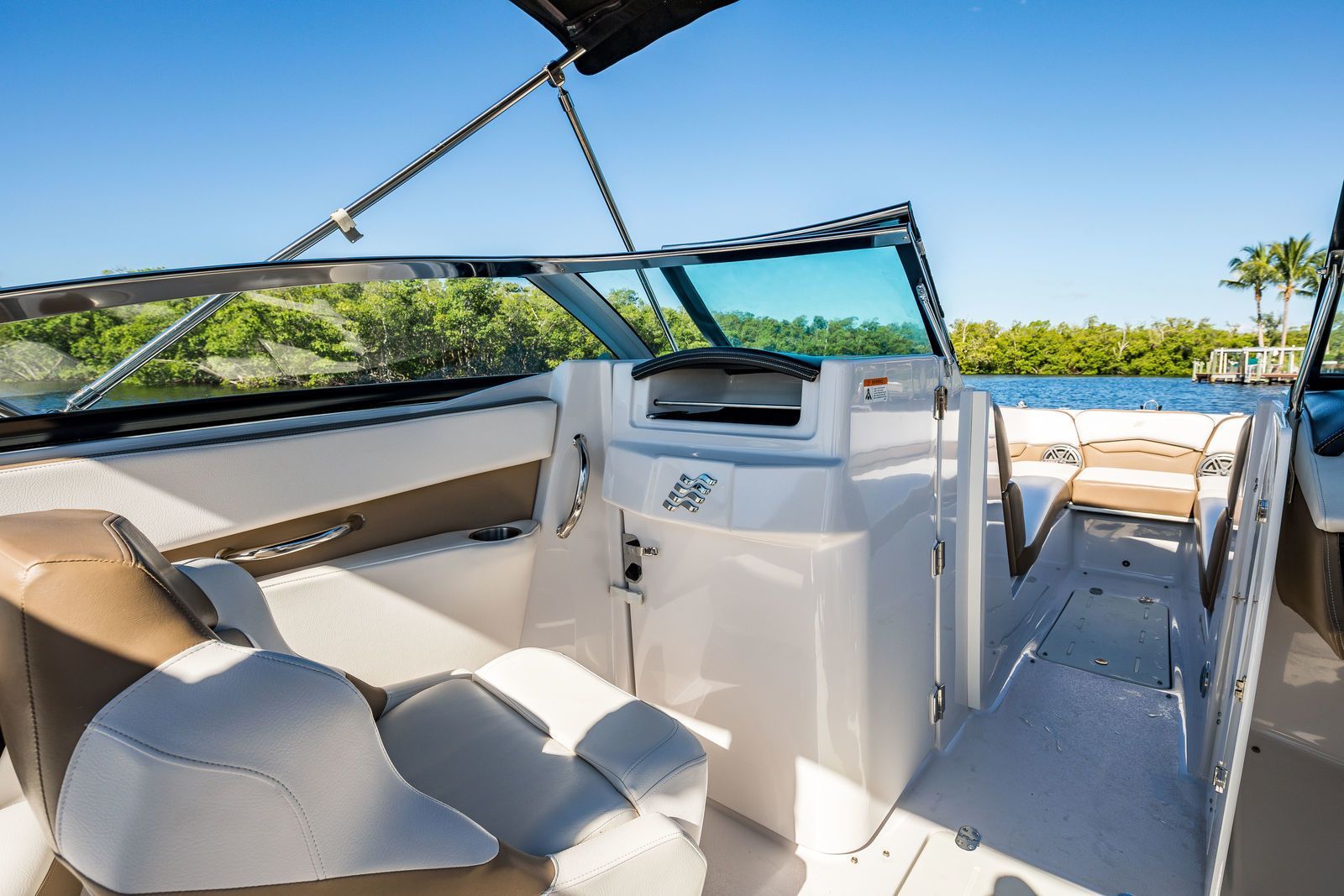 2015 Four Winns H260 - 11