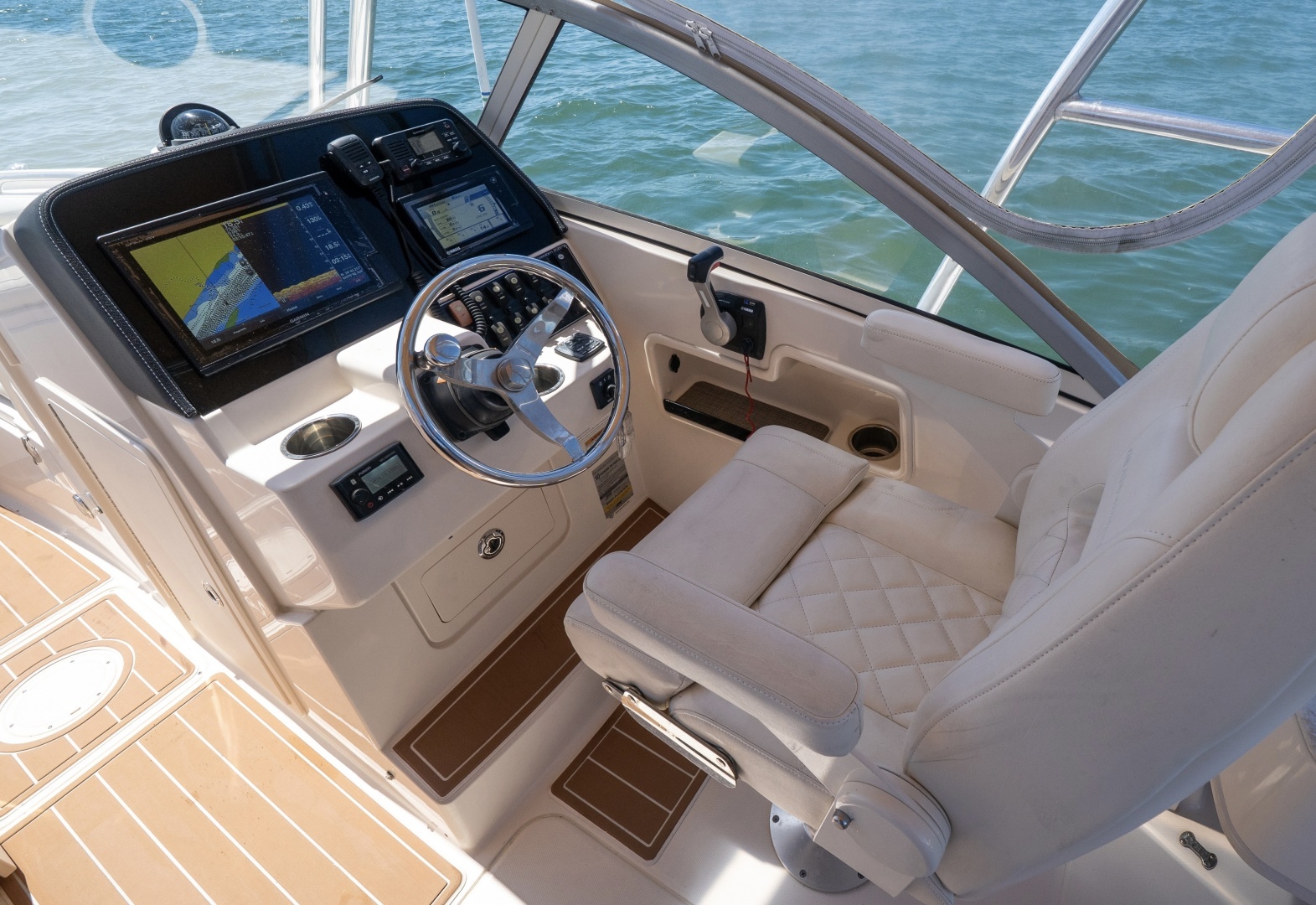 2017 Grady-White 235 Freedom - Image 5