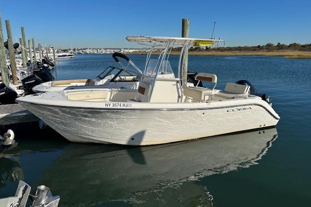 2023 Cobia 220 Center Console