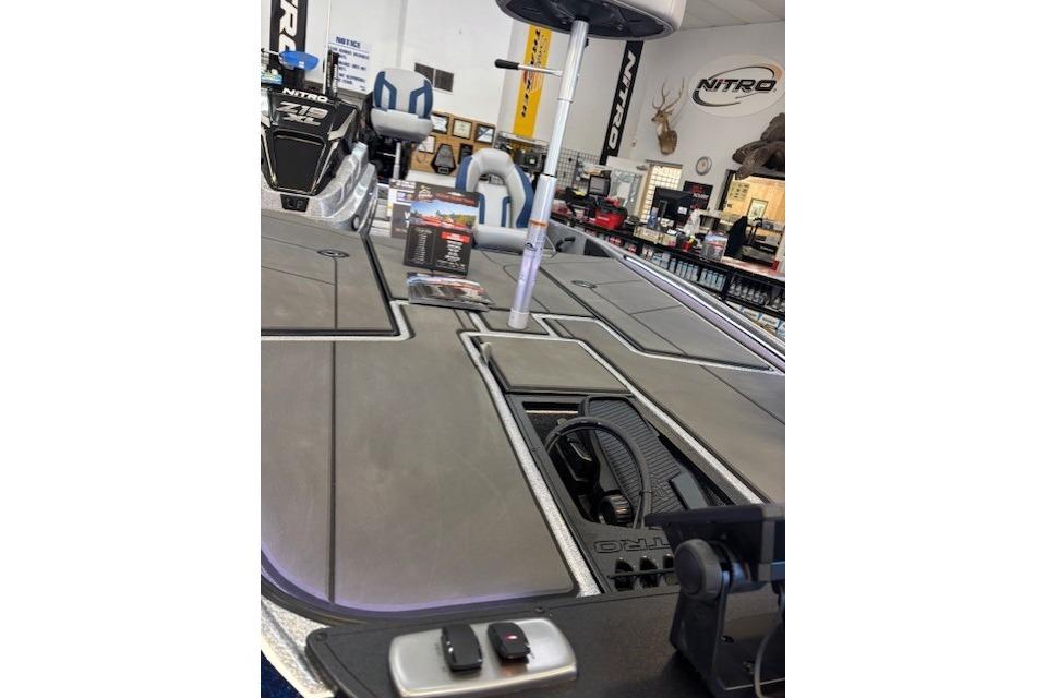 2026 Nitro Z19 XL boat interior with advanced features and sleek design in showroom.