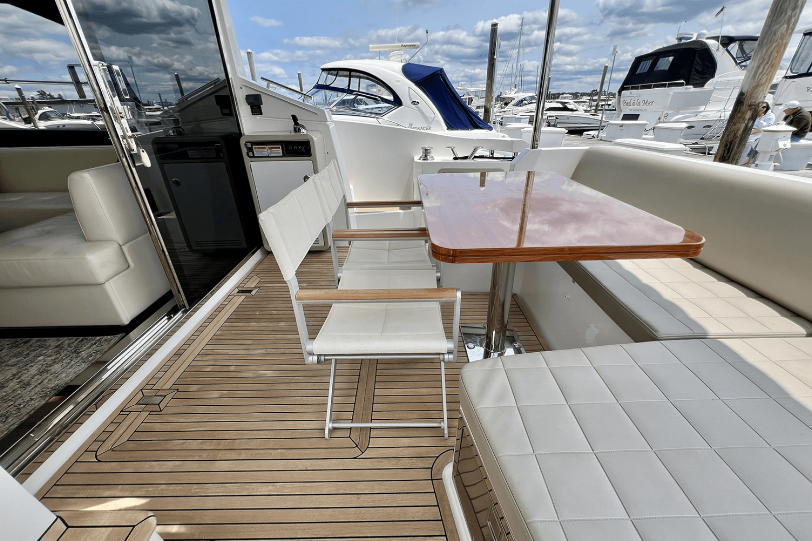 2019 Azimut 50 FLYBRIDGE - Image 15