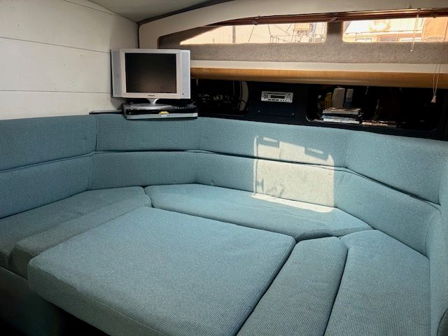1989 Bayliner Avanti 3255 Sunbridge - 8