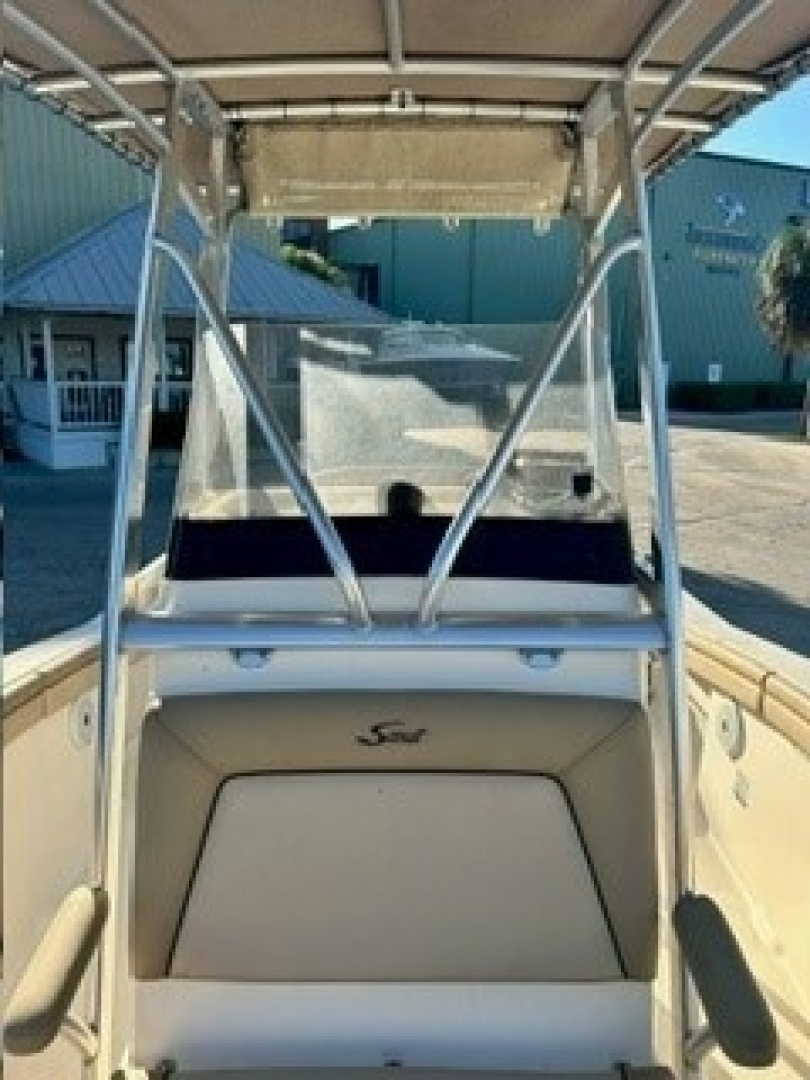 2019 Scout 215 XSF - Image 12