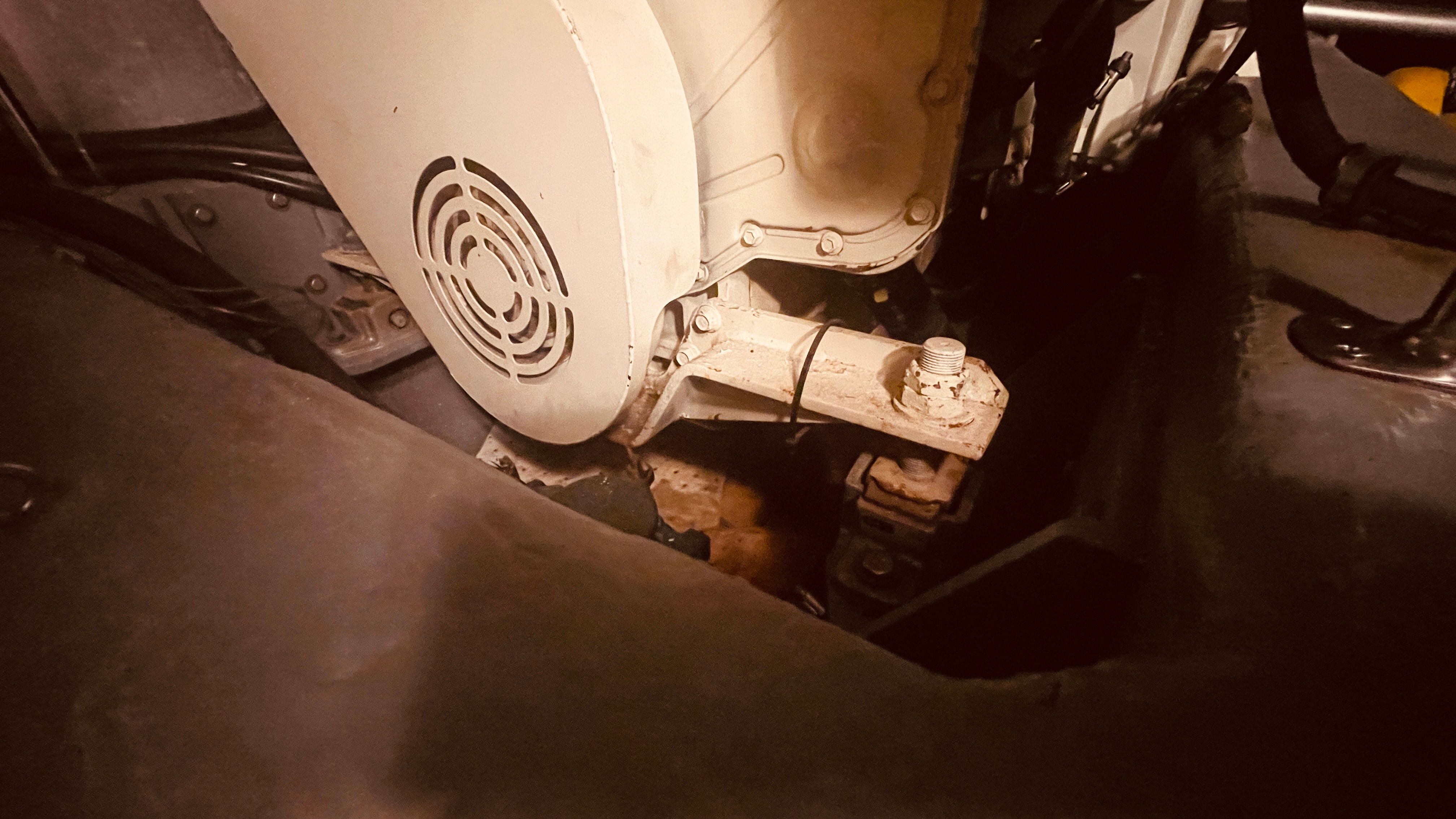 1997 Carver 500 Cockpit Motor Yacht - 79
