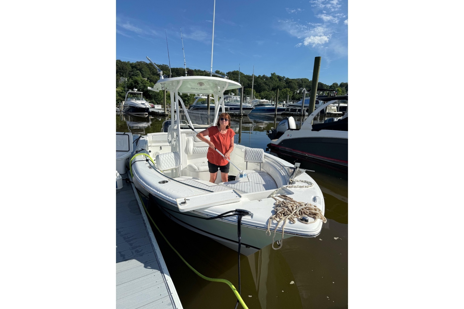 2016 Sea Hunt Ultra 234 - Image 4