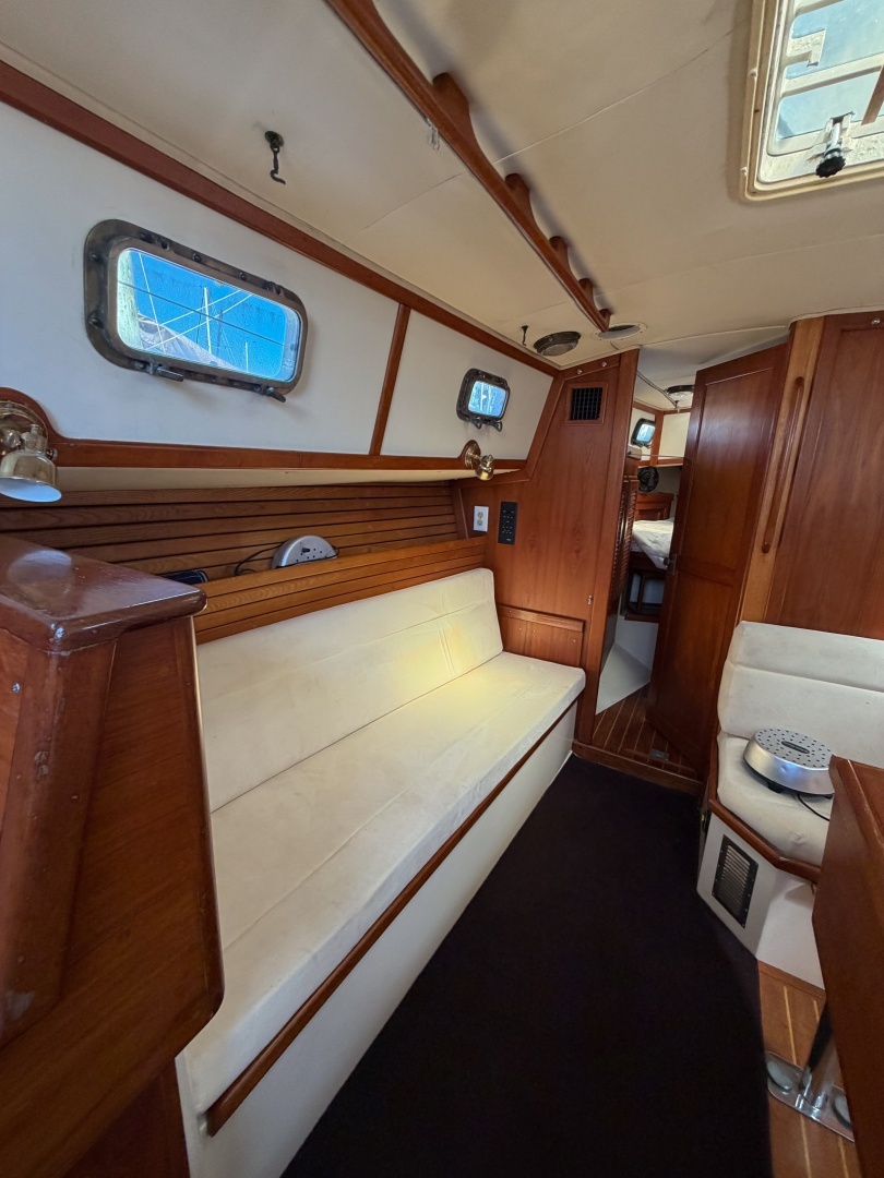 1998 Pacific Seacraft 37 - Image 41