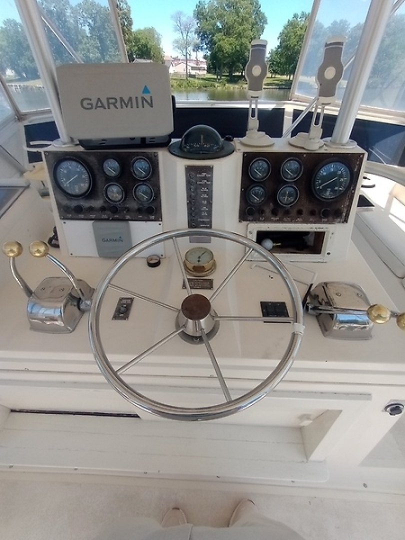 1987 Viking Convertible - Image 11