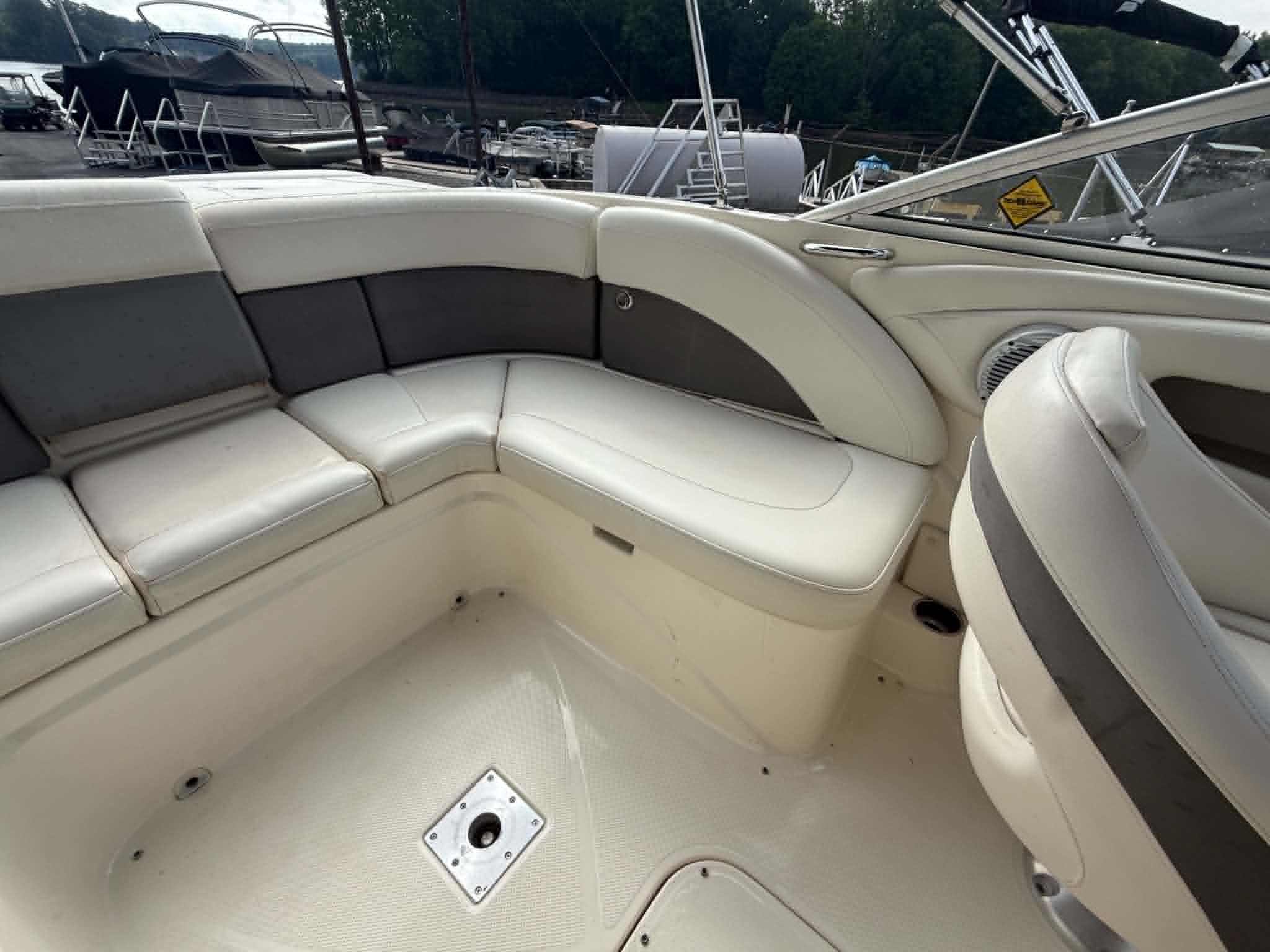 2009 Bayliner 225 Br - 17