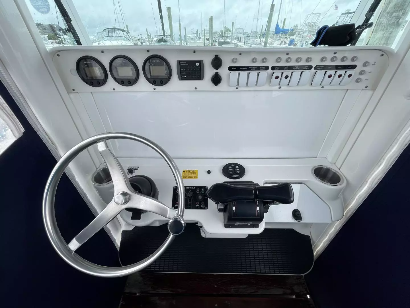2007 Everglades 290 Pilot - Image 21