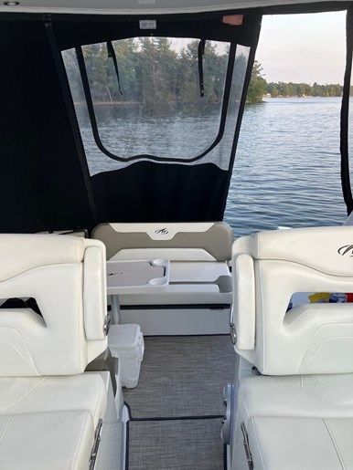 2019 Monterey 335 Sport Yacht - 4