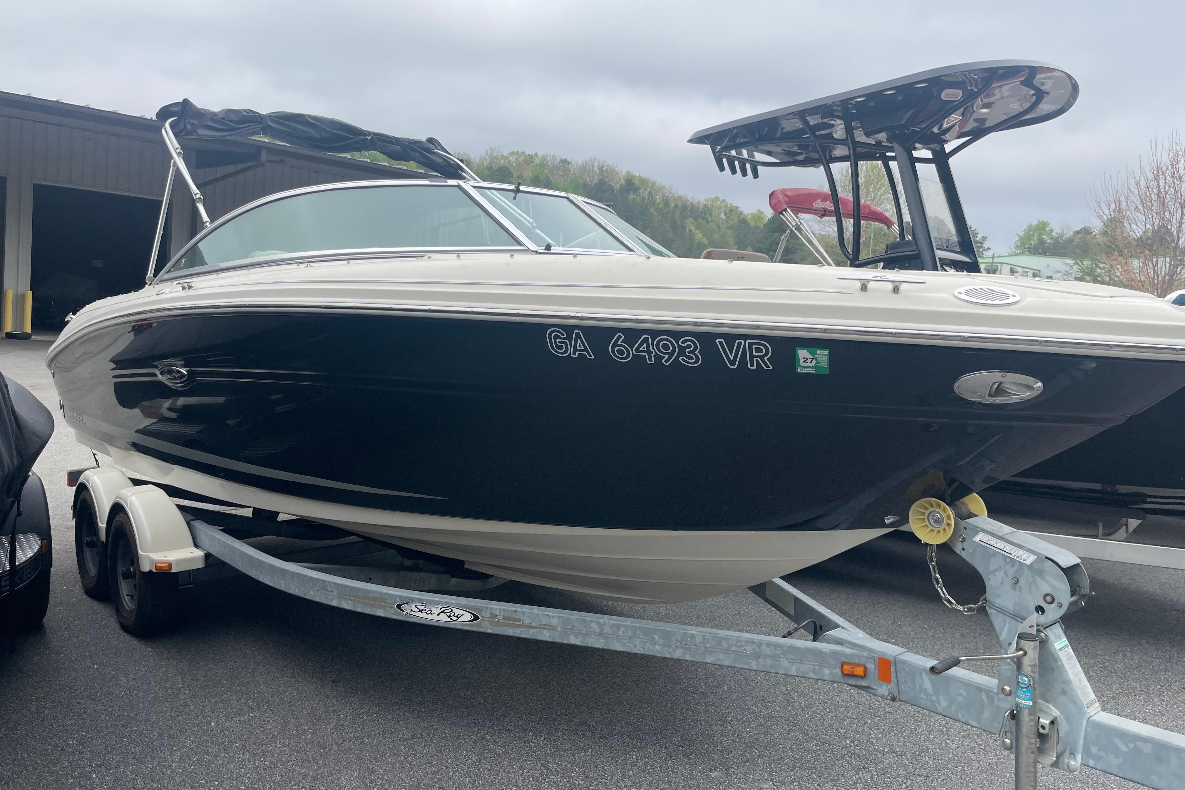 2007 Sea Ray 220 Select