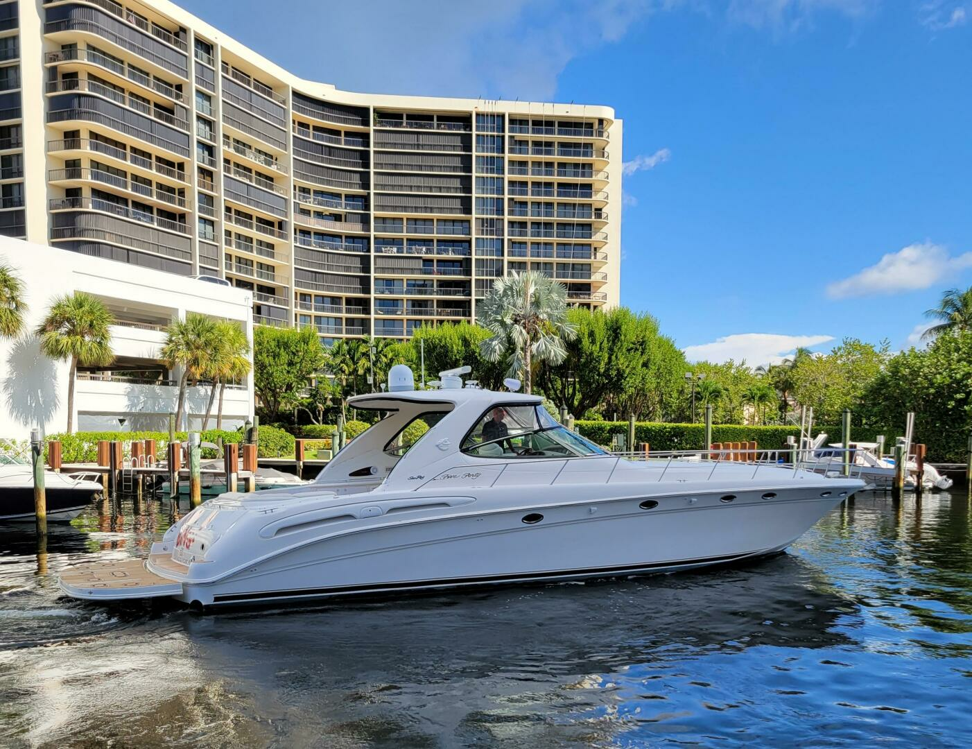 2000 Sea Ray 540 Sundancer - Image 9