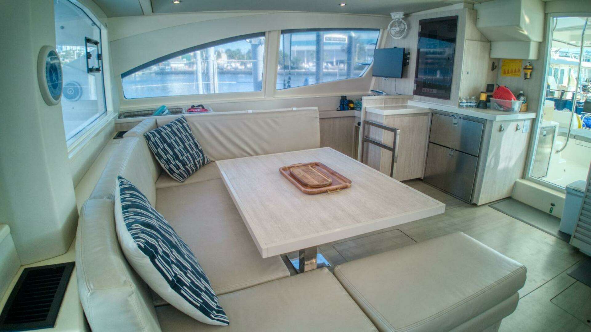 2015 Leopard — - Image 15