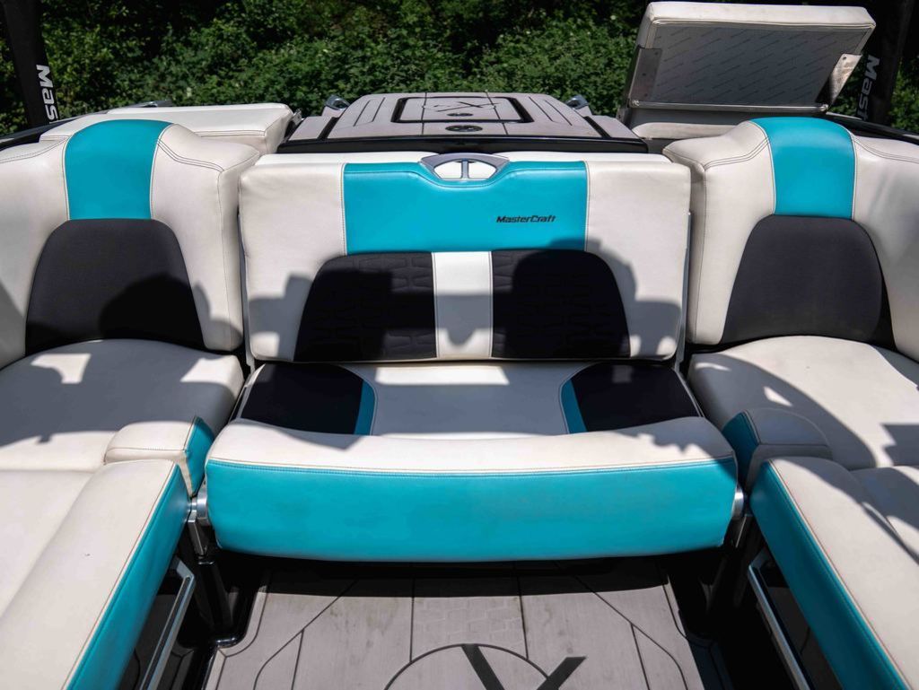 2019 MasterCraft X24 - 25