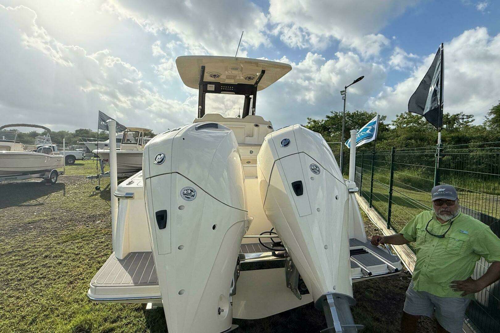 2026 Scout 260 LXF - Image 4