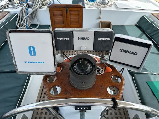 1985 Irwin Cutter Rig Ketch - 26