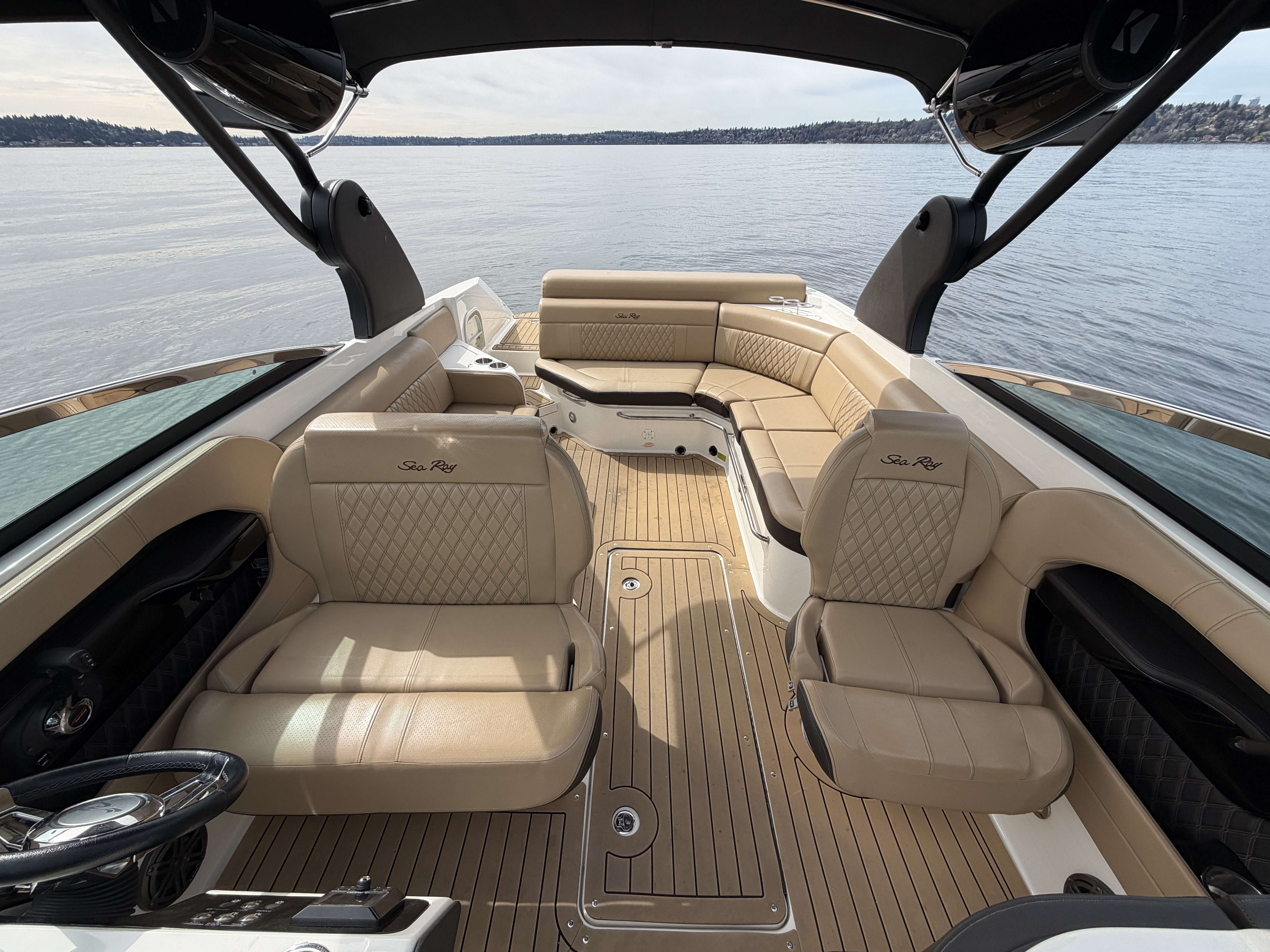 2019 Sea Ray SLX 280 - 24