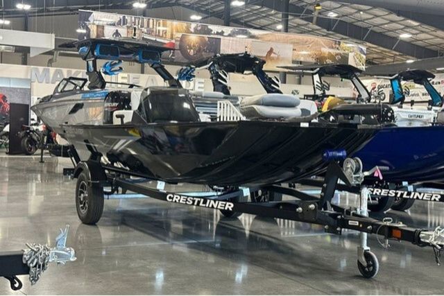 2026 Crestliner Storm