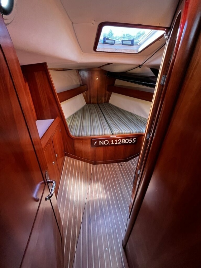 1998 J Boats J/120 - Image 7