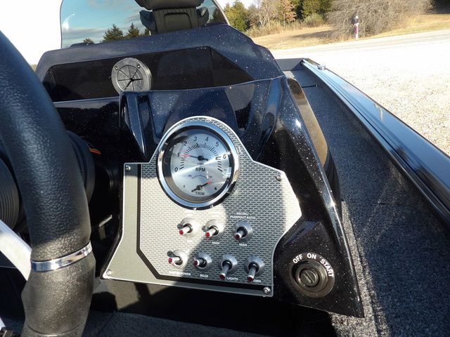 2026 Lund 1875 Renegade - 25