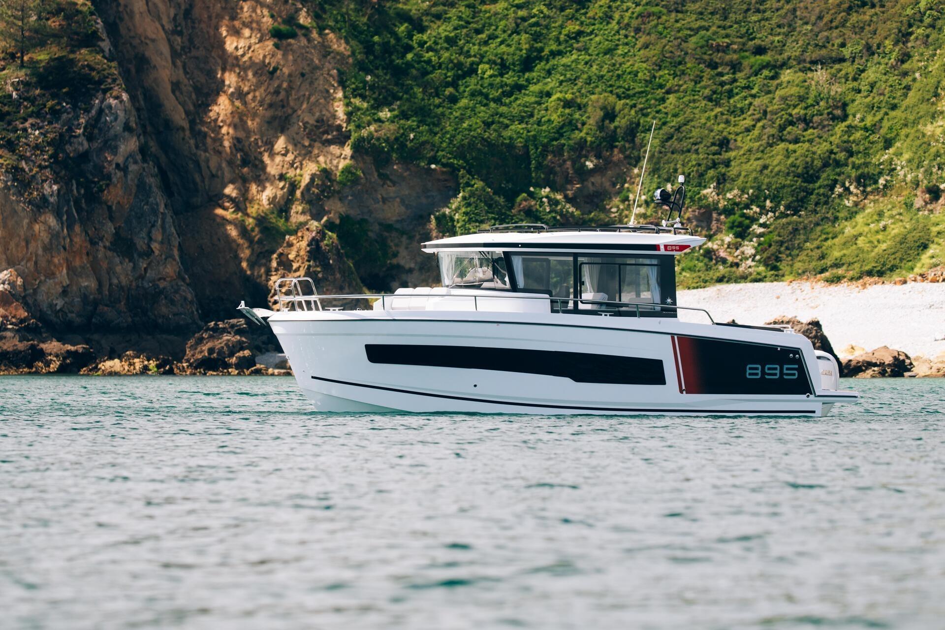 2026 Jeanneau NC 895 Sport Series 2