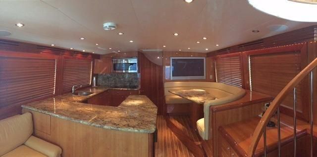 2004 Hatteras Sportfisher - 17
