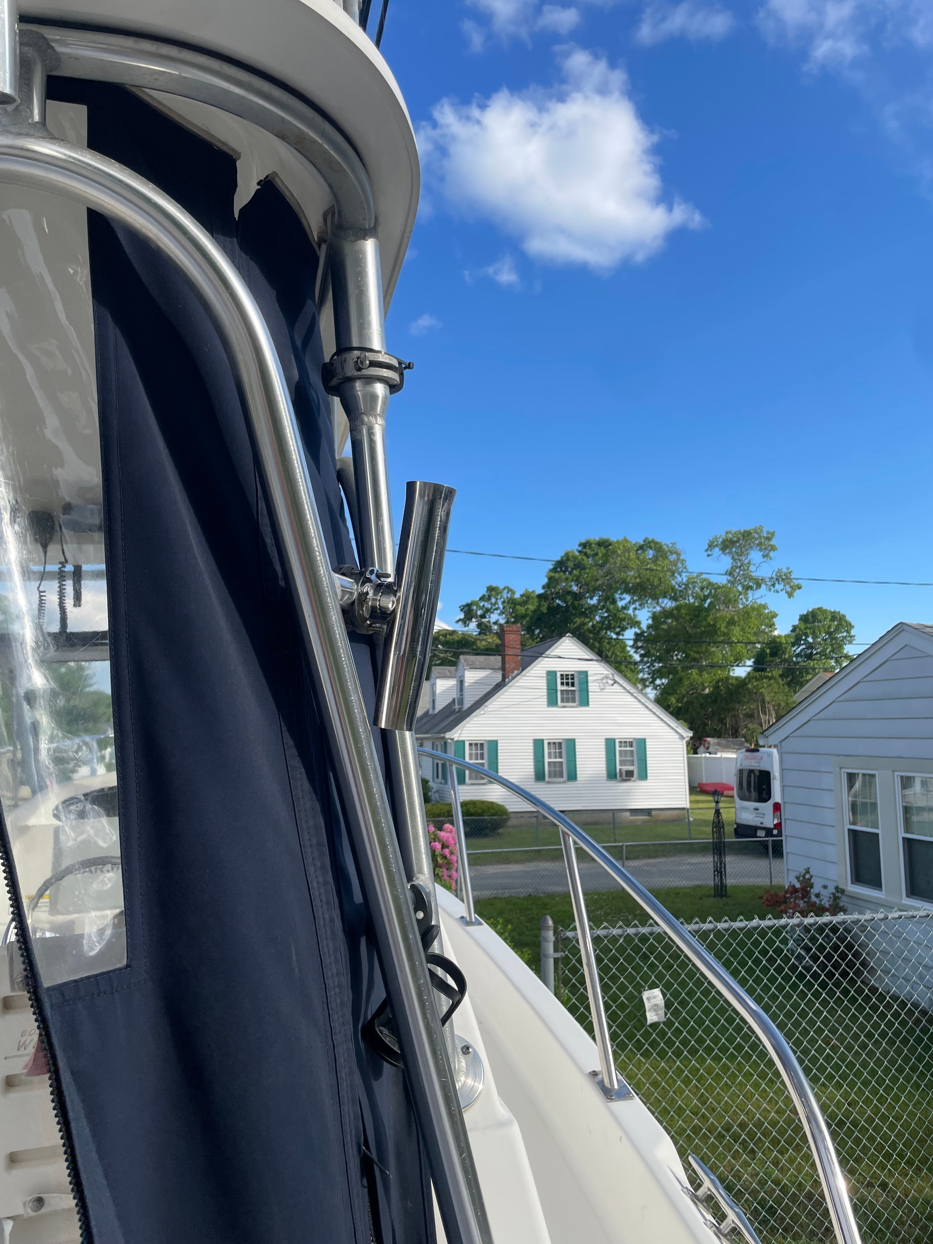 2009 Boston Whaler 255 Conquest - 26