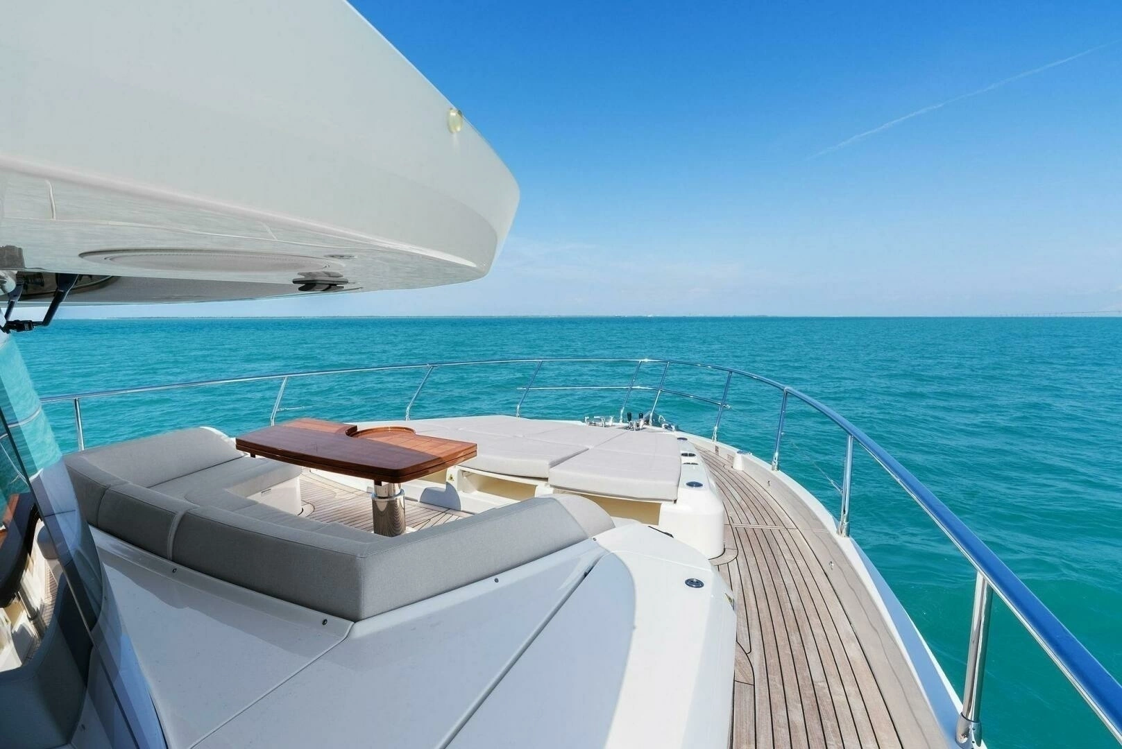 2026 Absolute 70 Navetta - Image 73