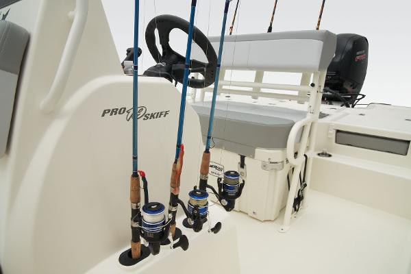 2026 Mako Pro Skiff 19 CC - 35