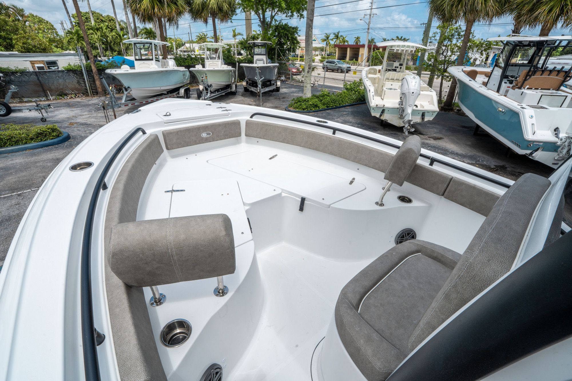 2026 Sea Hunt Ultra 235 SE - 19