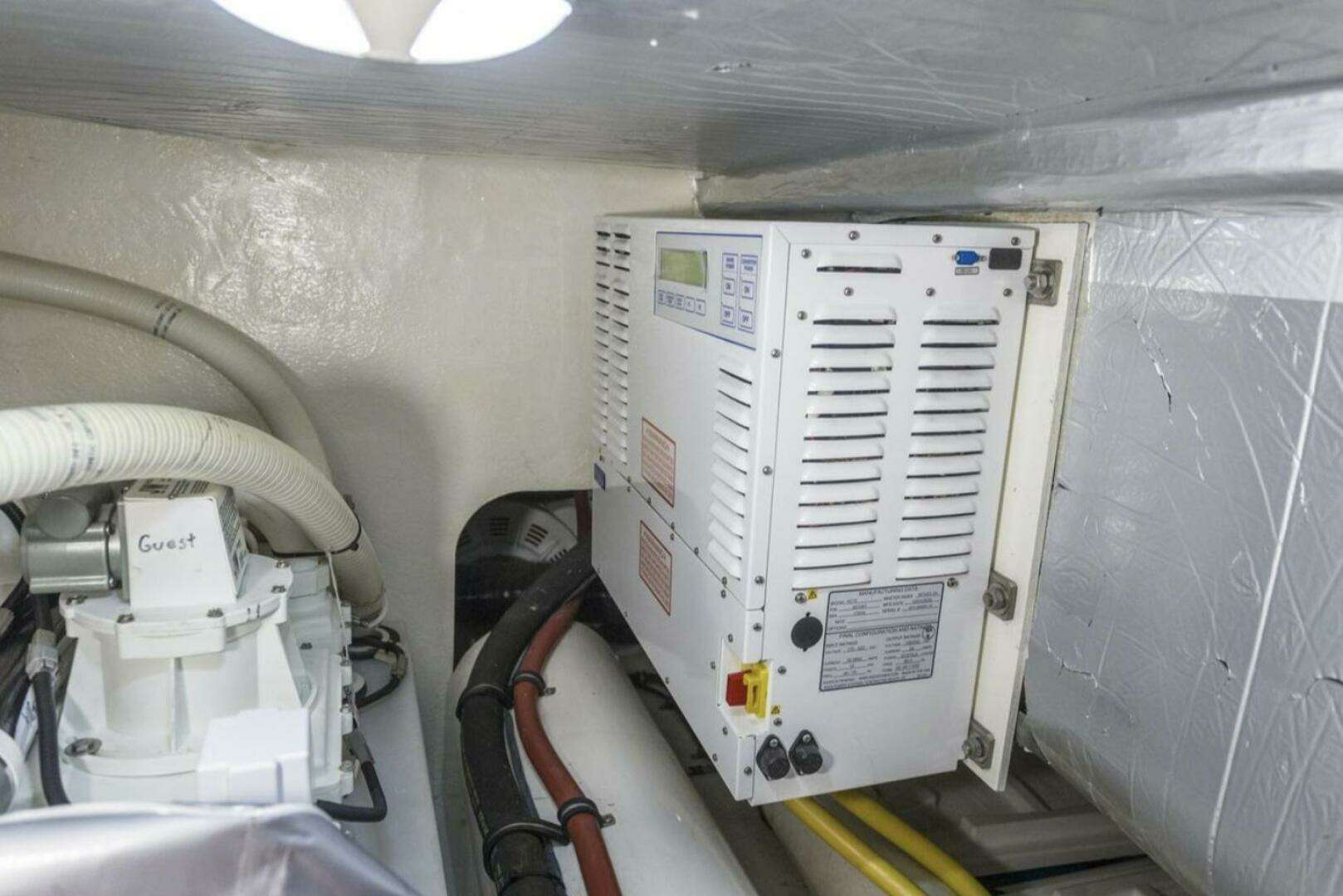 2016 Riviera 5000 Sport Yacht - Image 30