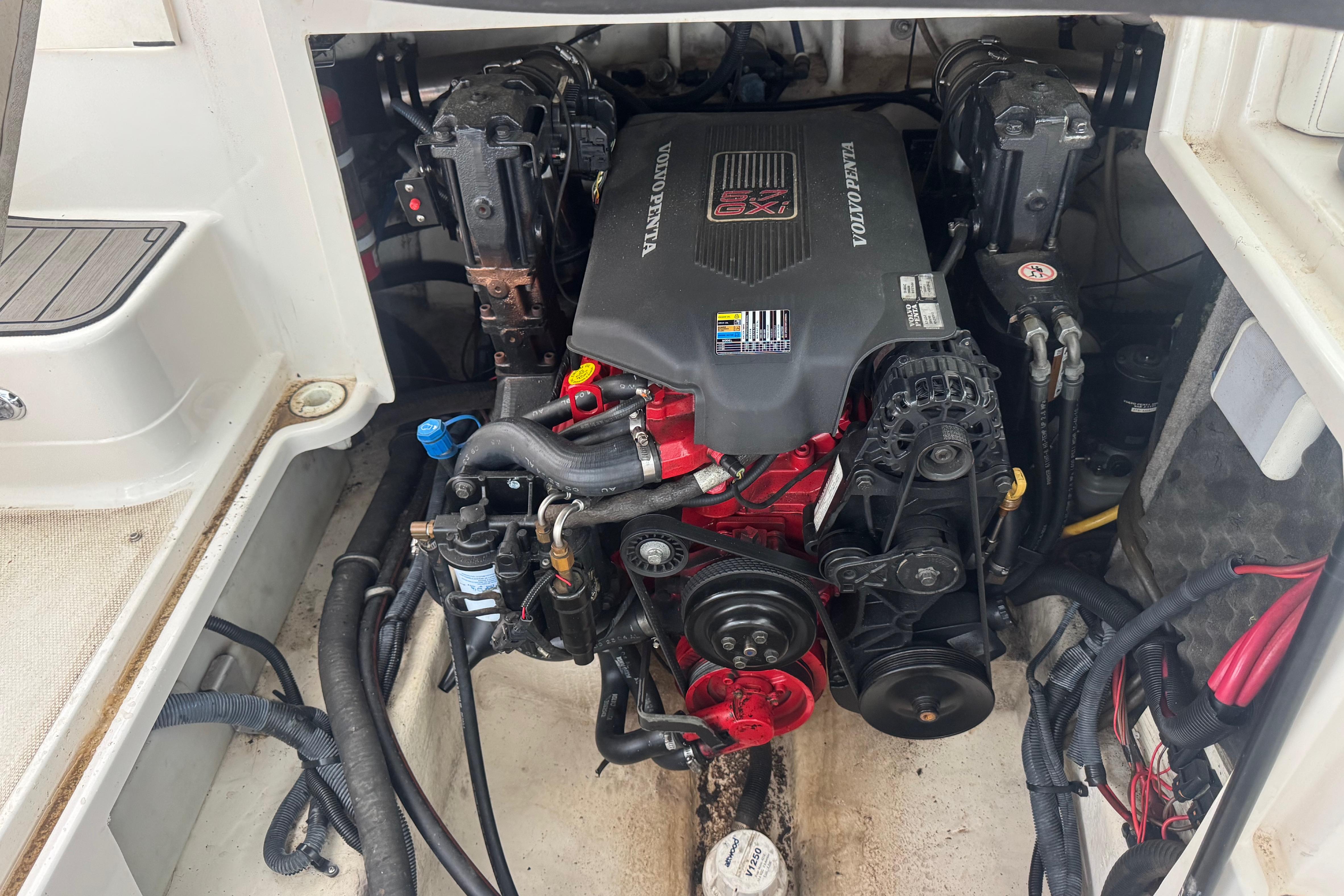 Engine compartment of a 2005 Monterey 248LS Montura Bowrider with Volvo Penta engine.