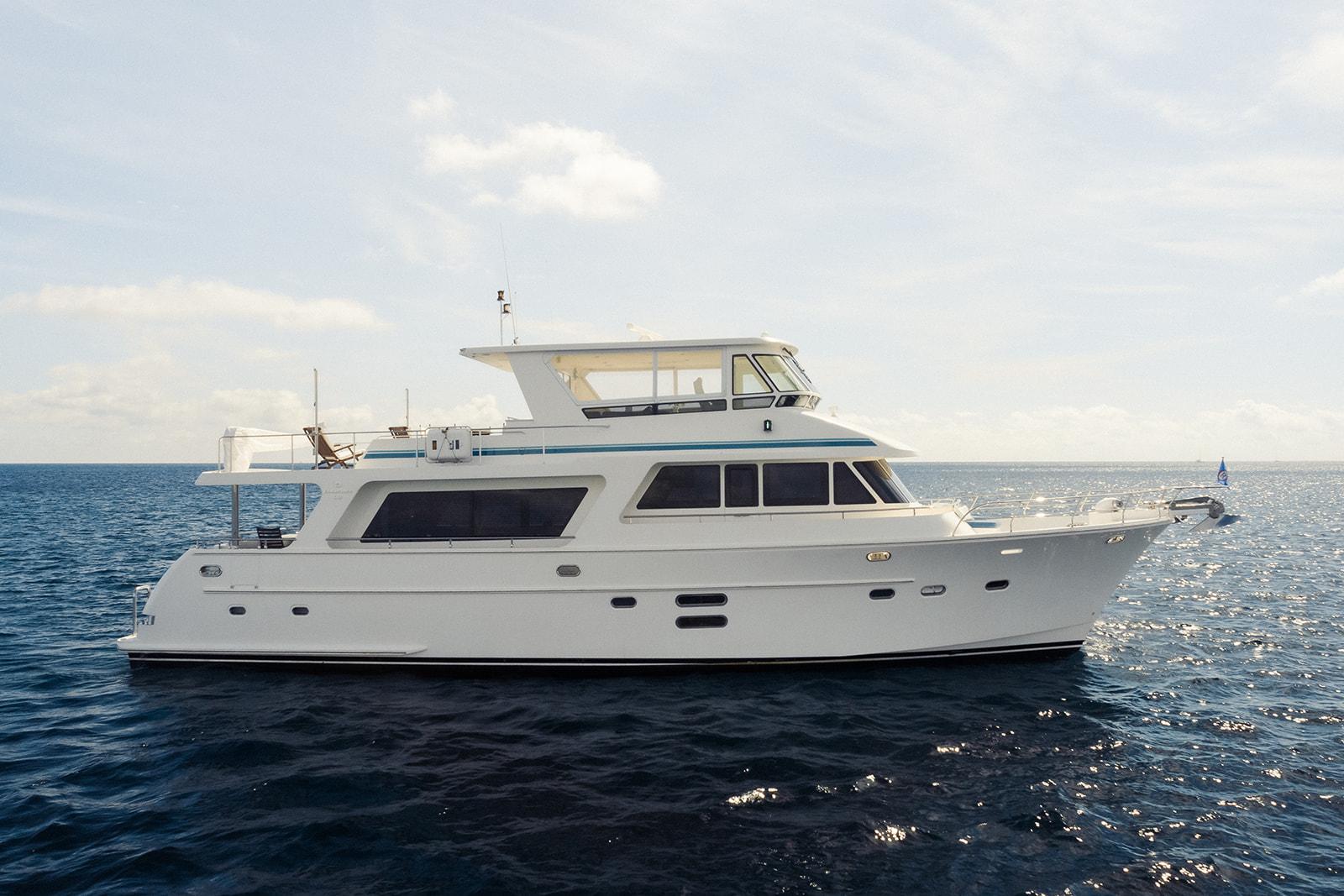 2013 Hampton Motor yacht