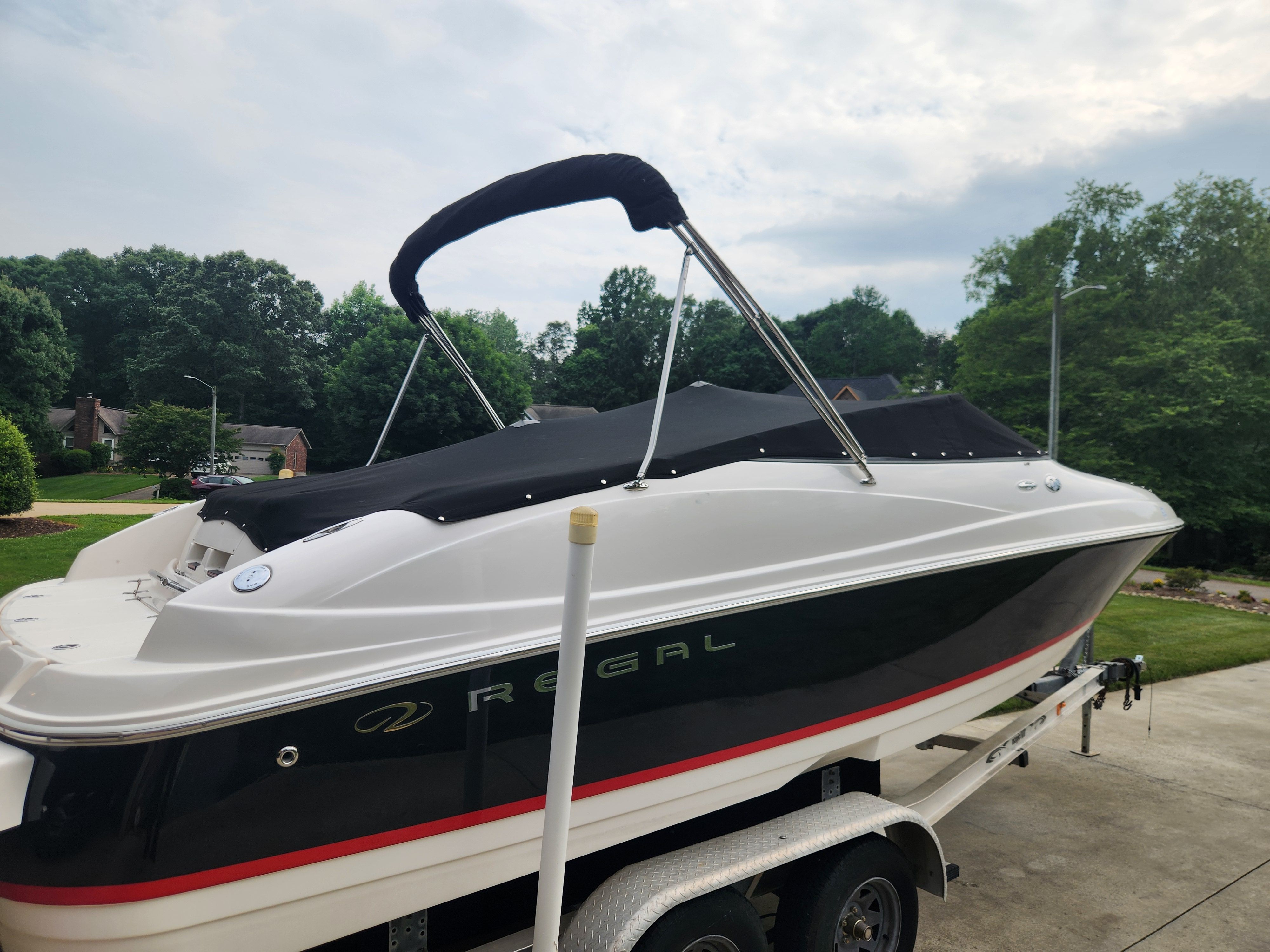 2004 Regal 2400 Bowrider - 20