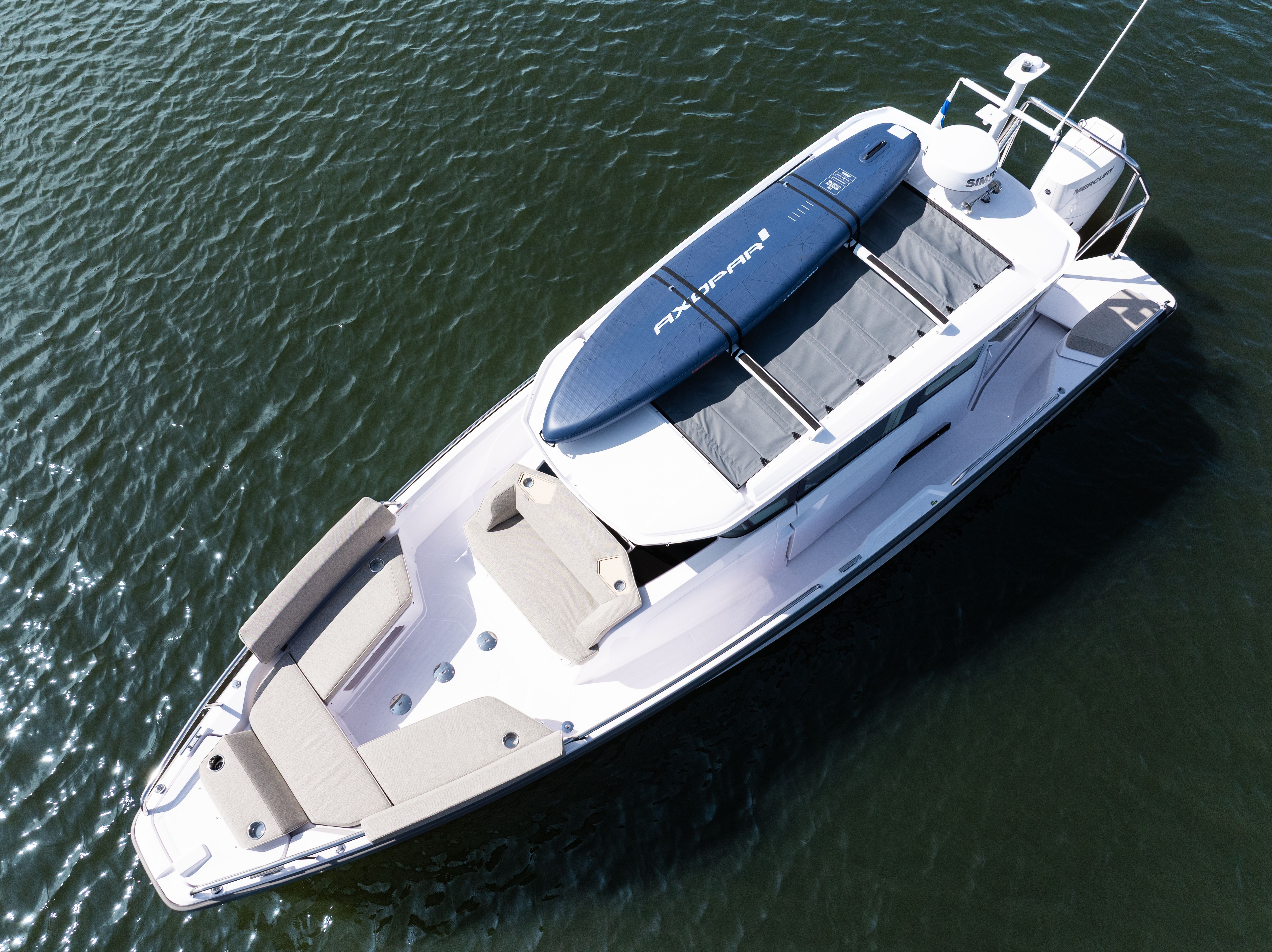2026 Axopar 29 XC Cross Cabin