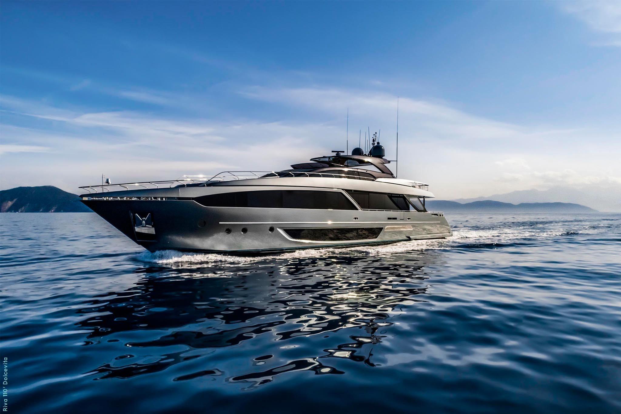 2019 Riva 110' Dolcevita