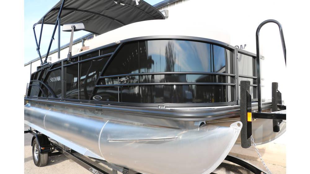 2026 Sylvan Mirage 820 CLZ DH Premium Pontoon Includes Custom Trailer - 31