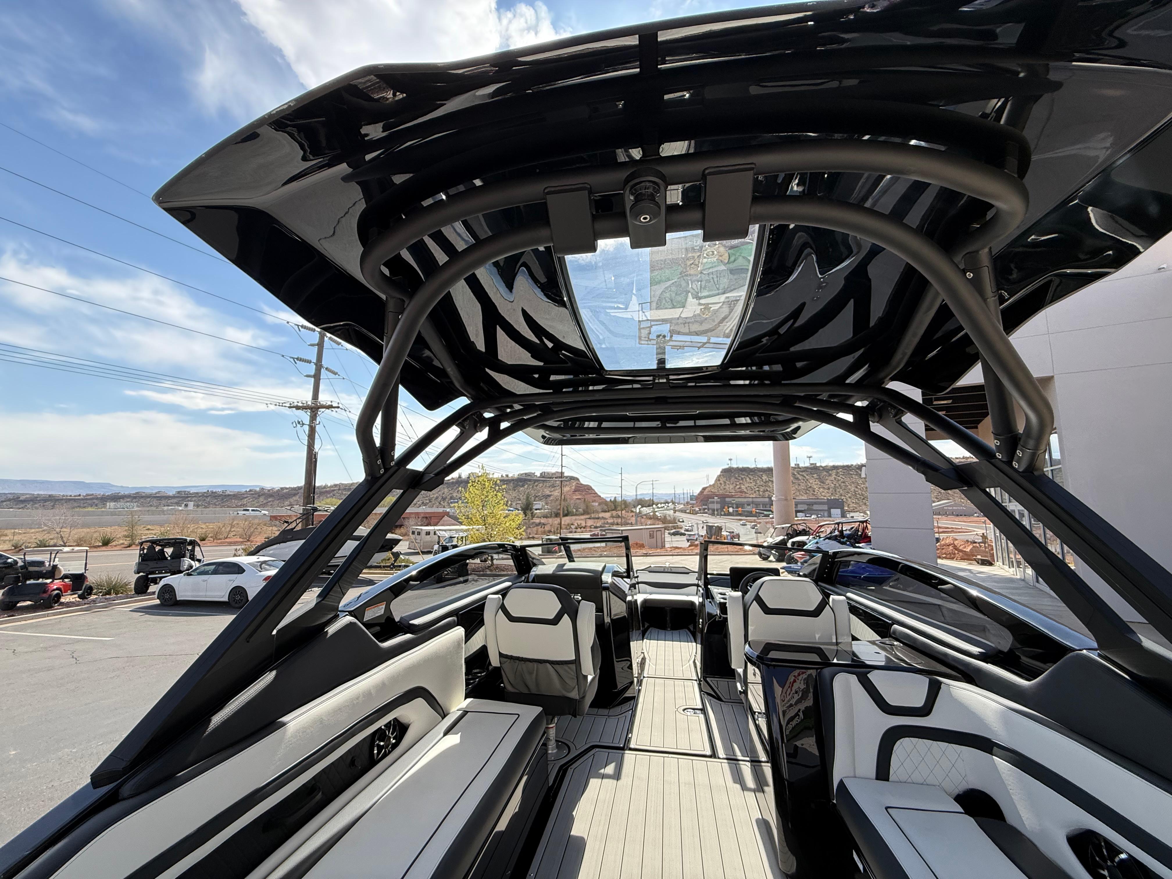 2025 Yamaha Boats 275SD - 95