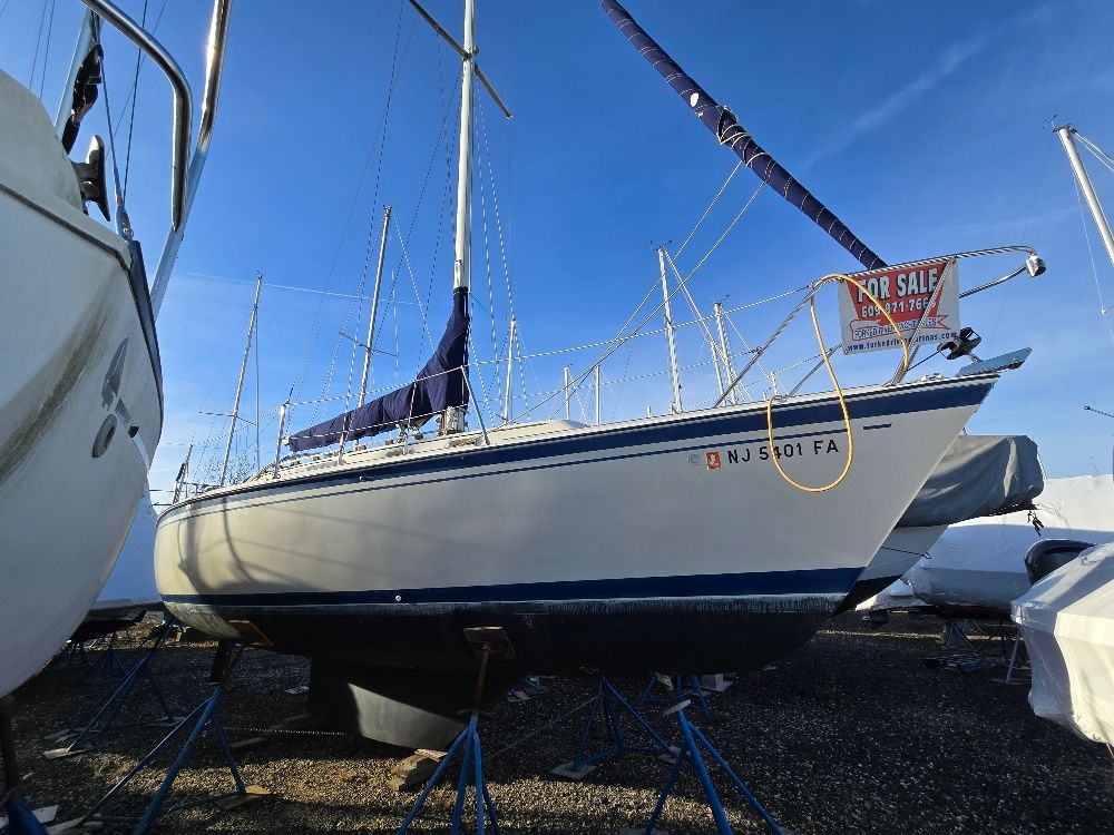 1984 O'Day 30 - 17