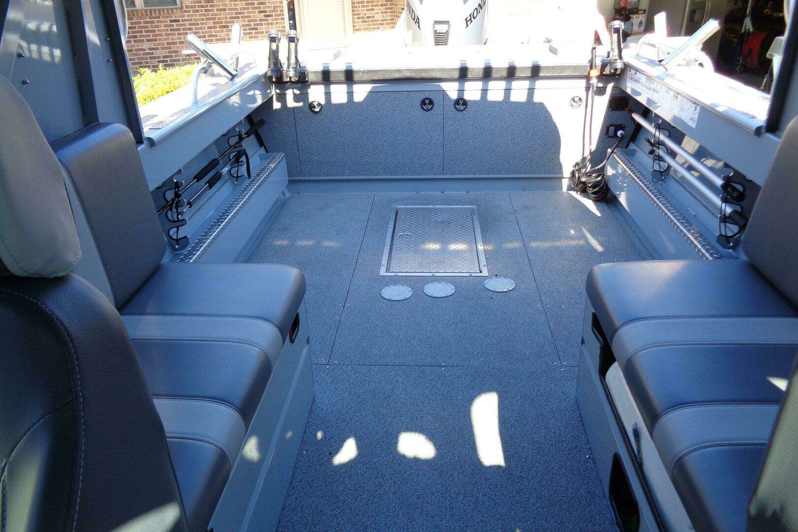 2022 Hewes 210 Sea Runner ET HT - Image 32