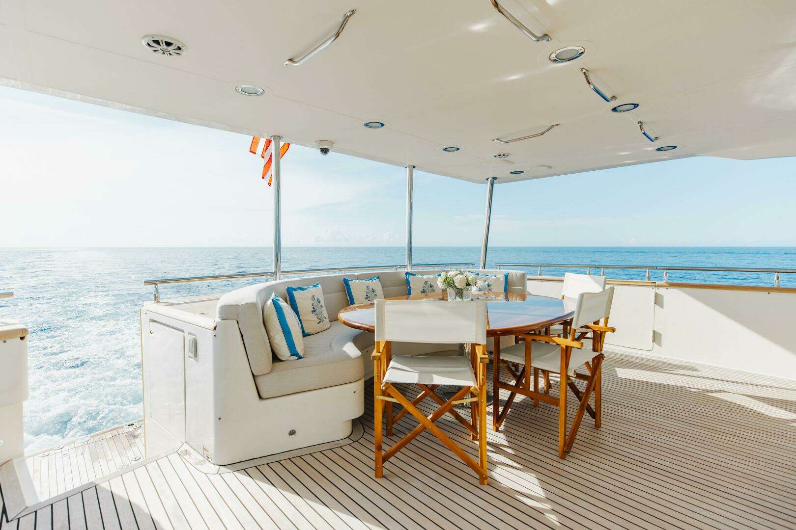 2007 President Tri-Deck - Image 17