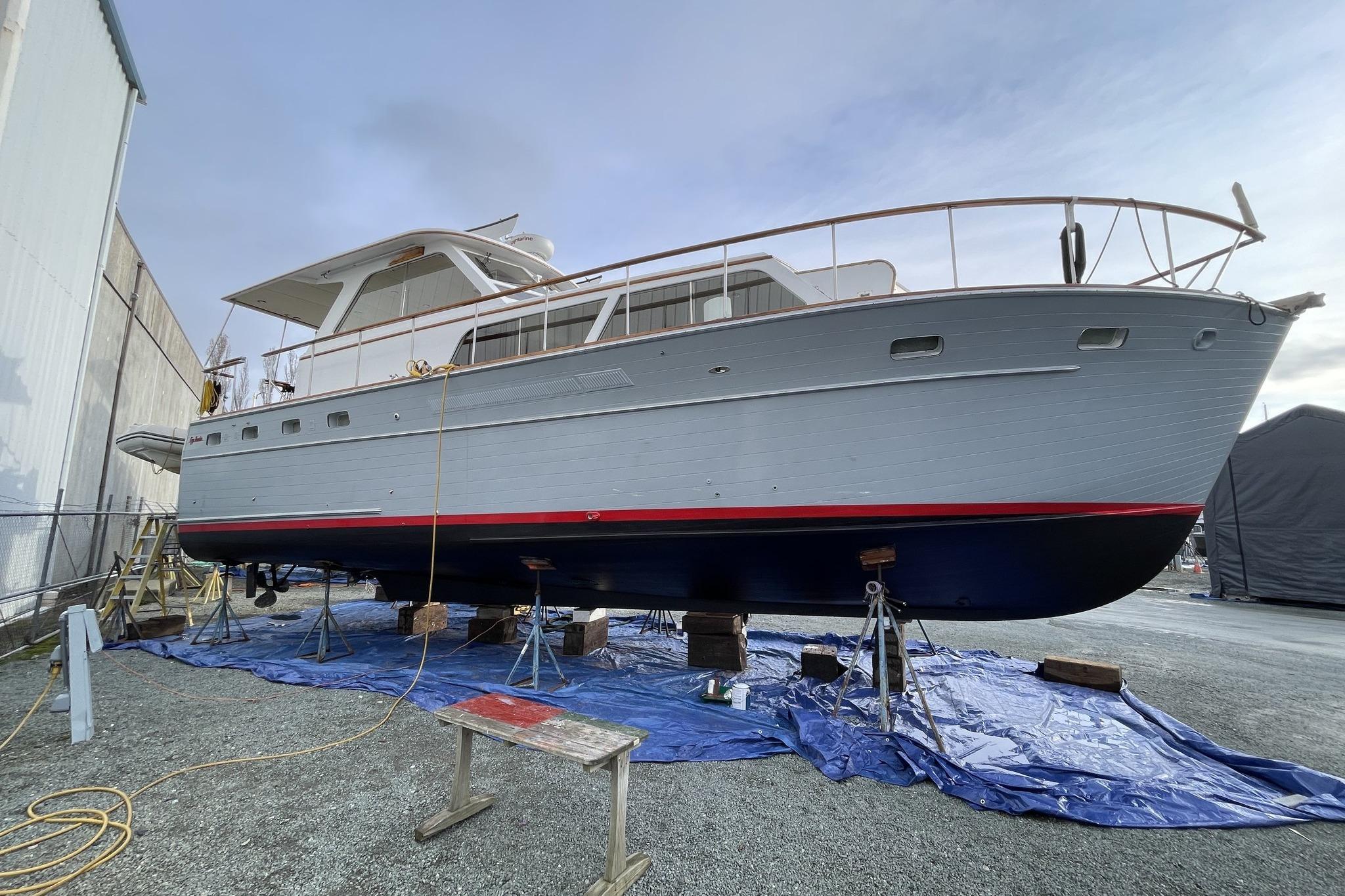 1970 Egg Harbor 43 SportYacht