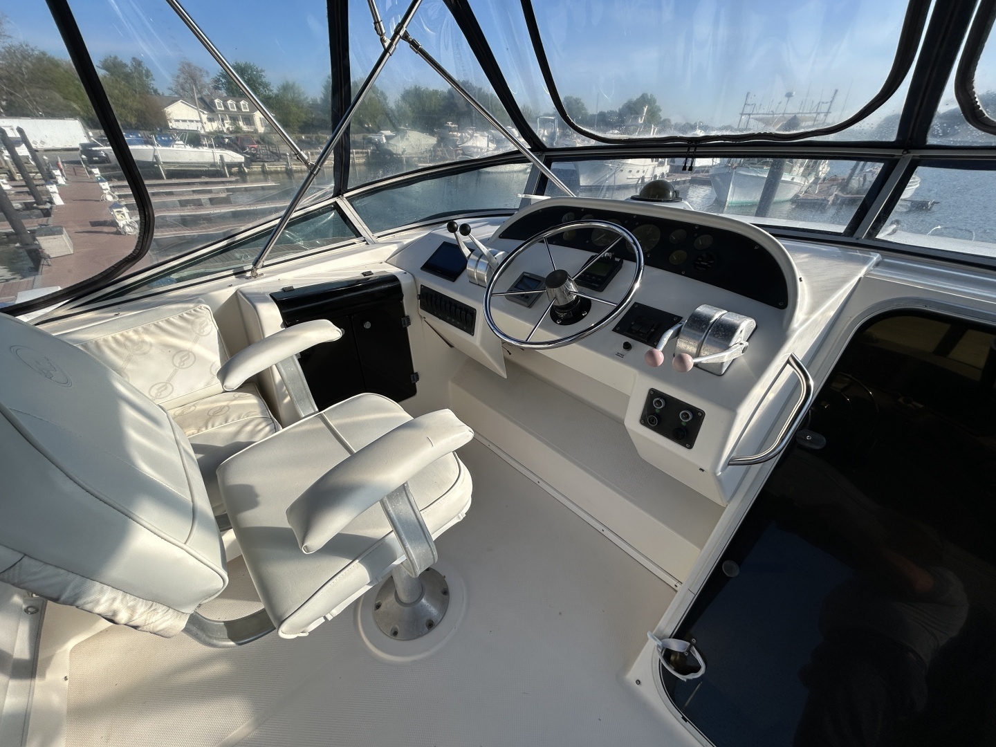 1999 Bayliner 4788 - Image 41