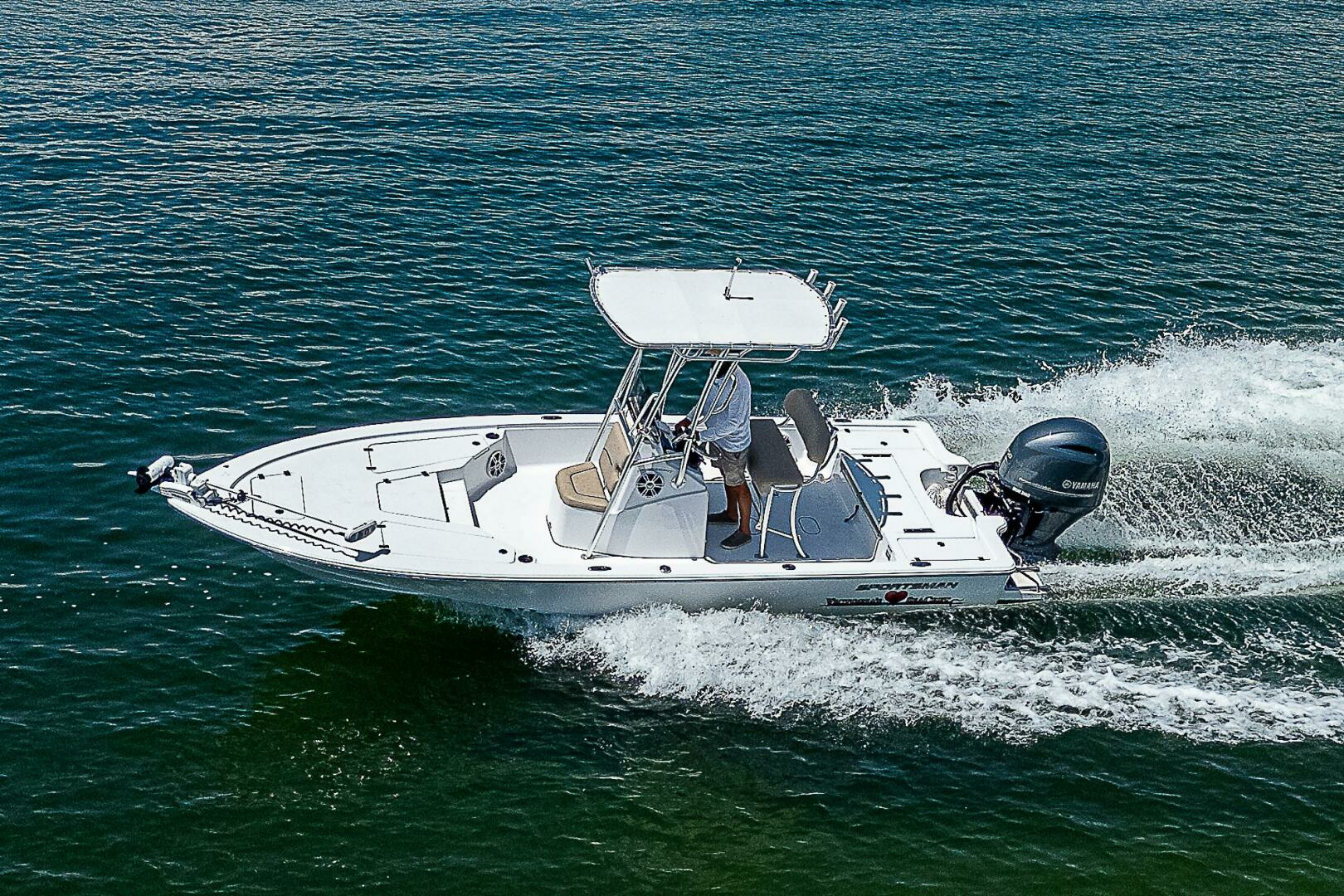 2020 Sportsman Tournament 214 Bay Boat - Image 4