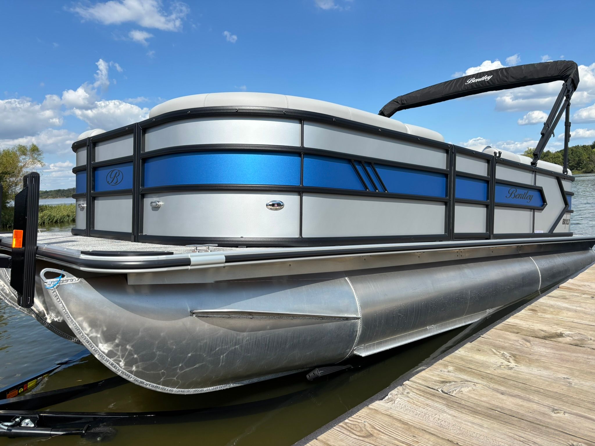 2027 Bentley Pontoons 223 Bolt - 39