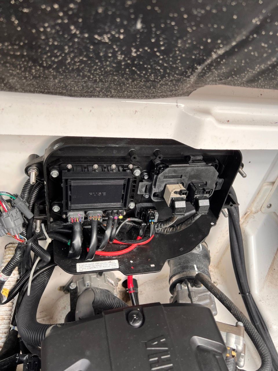 2023 Yamaha Boats 252S - 75