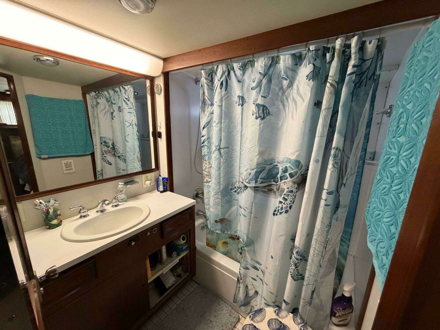 1975 Hatteras 58 LRC - Image 45