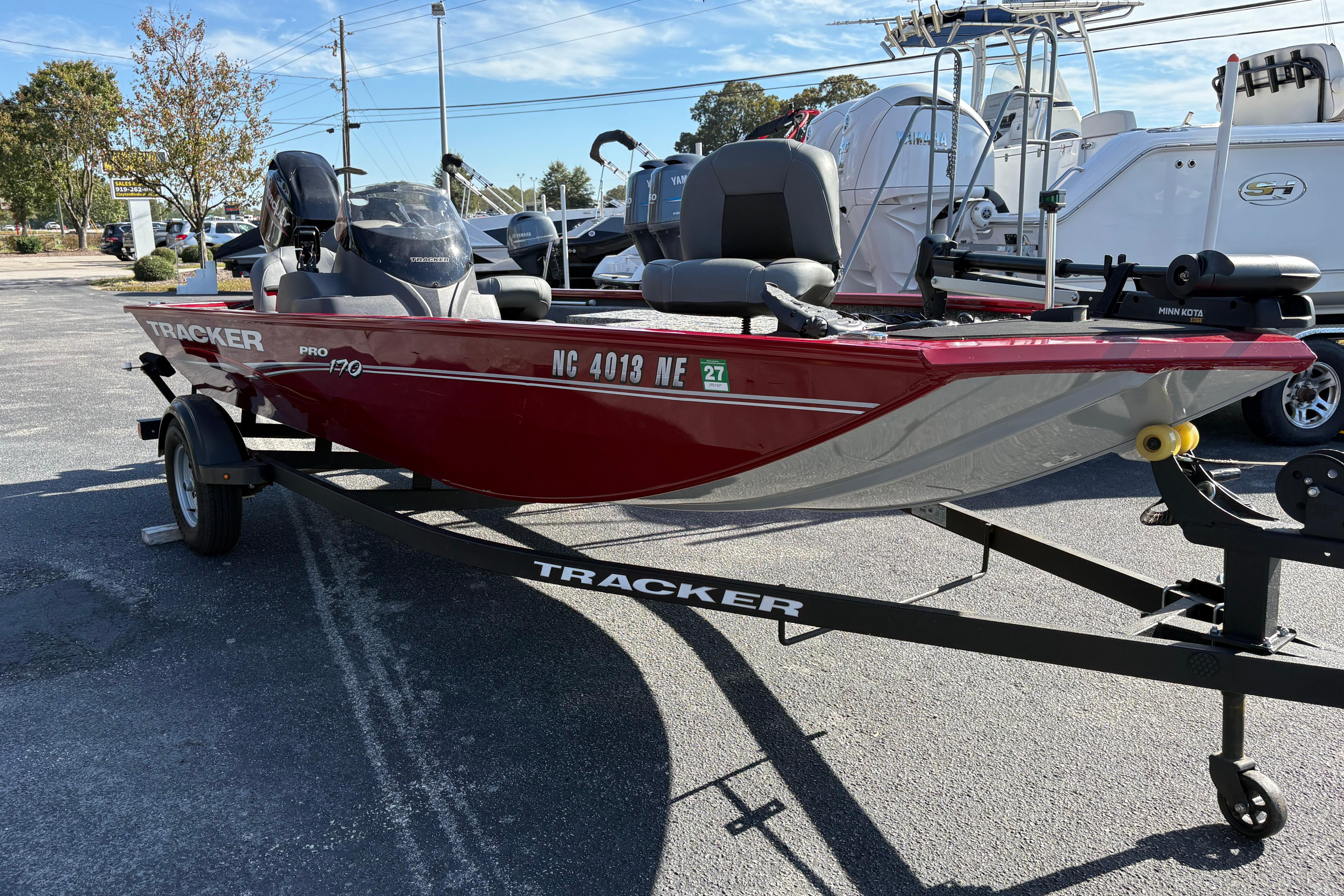2024 Bass Tracker Pro Team 170
